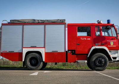 TLF-Tanklöschfahrzeug-Fahrzeug-Seite (5)