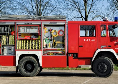 TLF-Tanklöschfahrzeug-Fahrzeug-Seite (8)